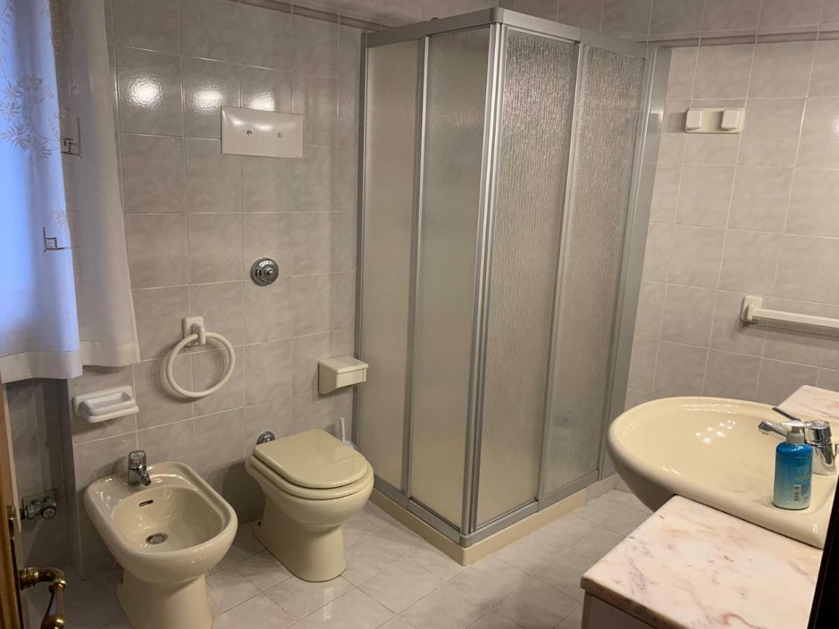 Gio'S House Hotel Venesia Bagian luar foto