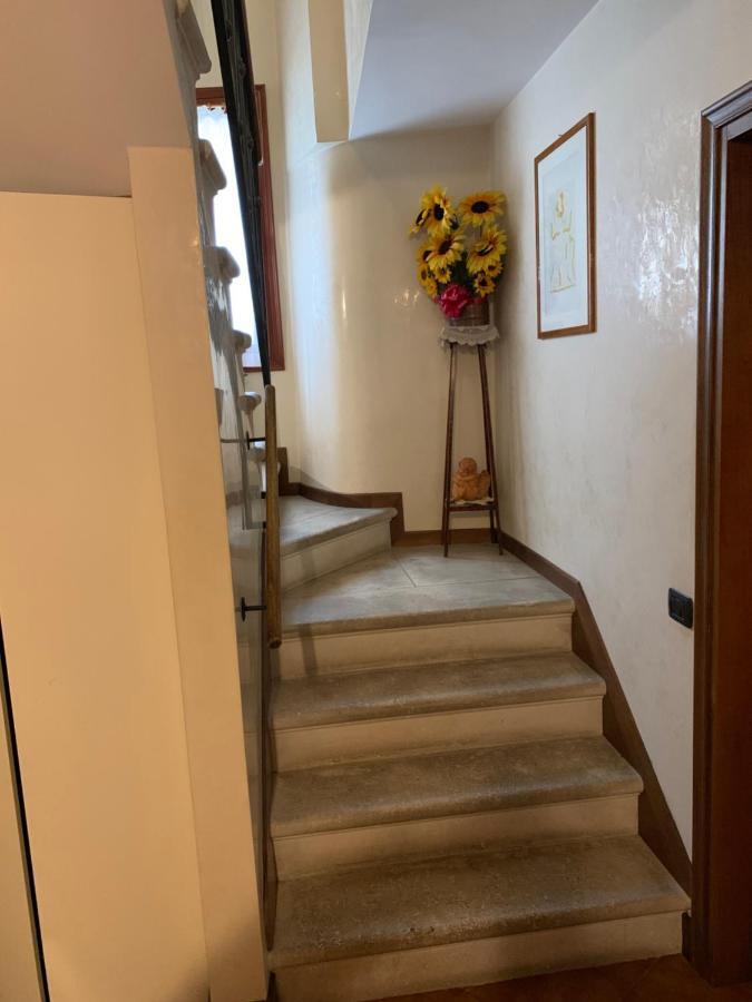 Gio'S House Hotel Venesia Bagian luar foto